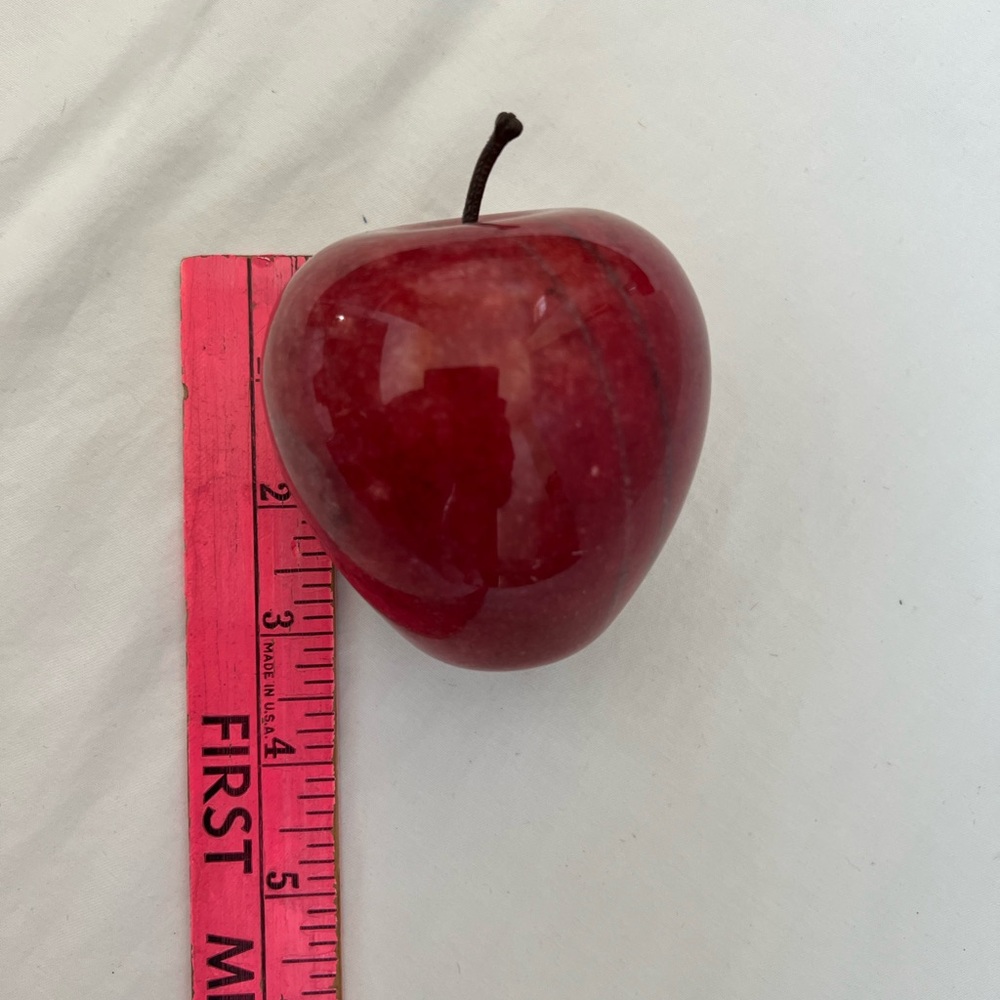 Red Apple Paperweight Stone With Stem Teacher Appreciation Gift Heavy - Picture 7 of 8